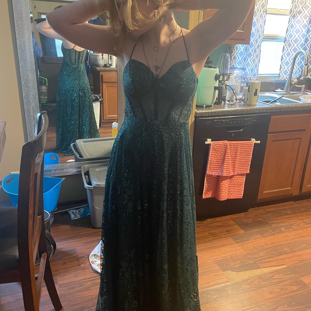 Elegant Green Evening Dress